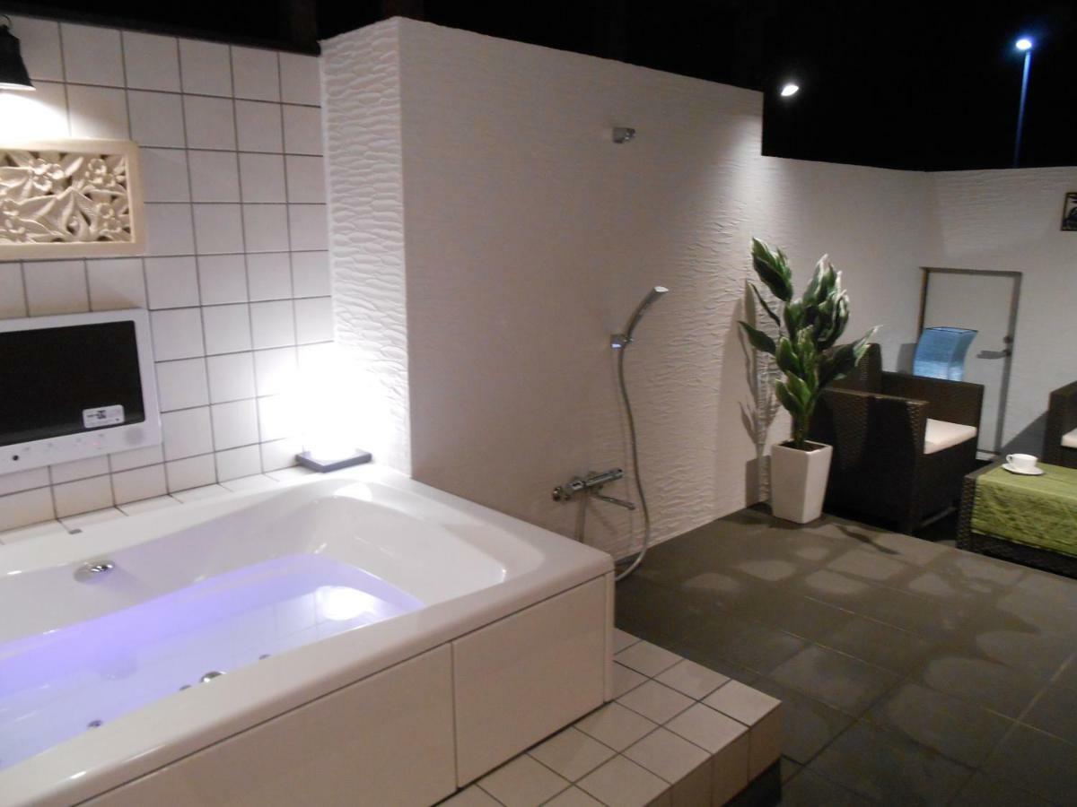 קאשיווה Hotel Regina (Adults Only) מראה חיצוני תמונה