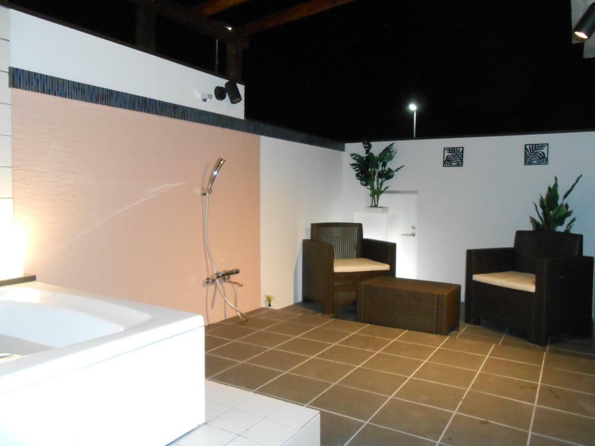 קאשיווה Hotel Regina (Adults Only) מראה חיצוני תמונה